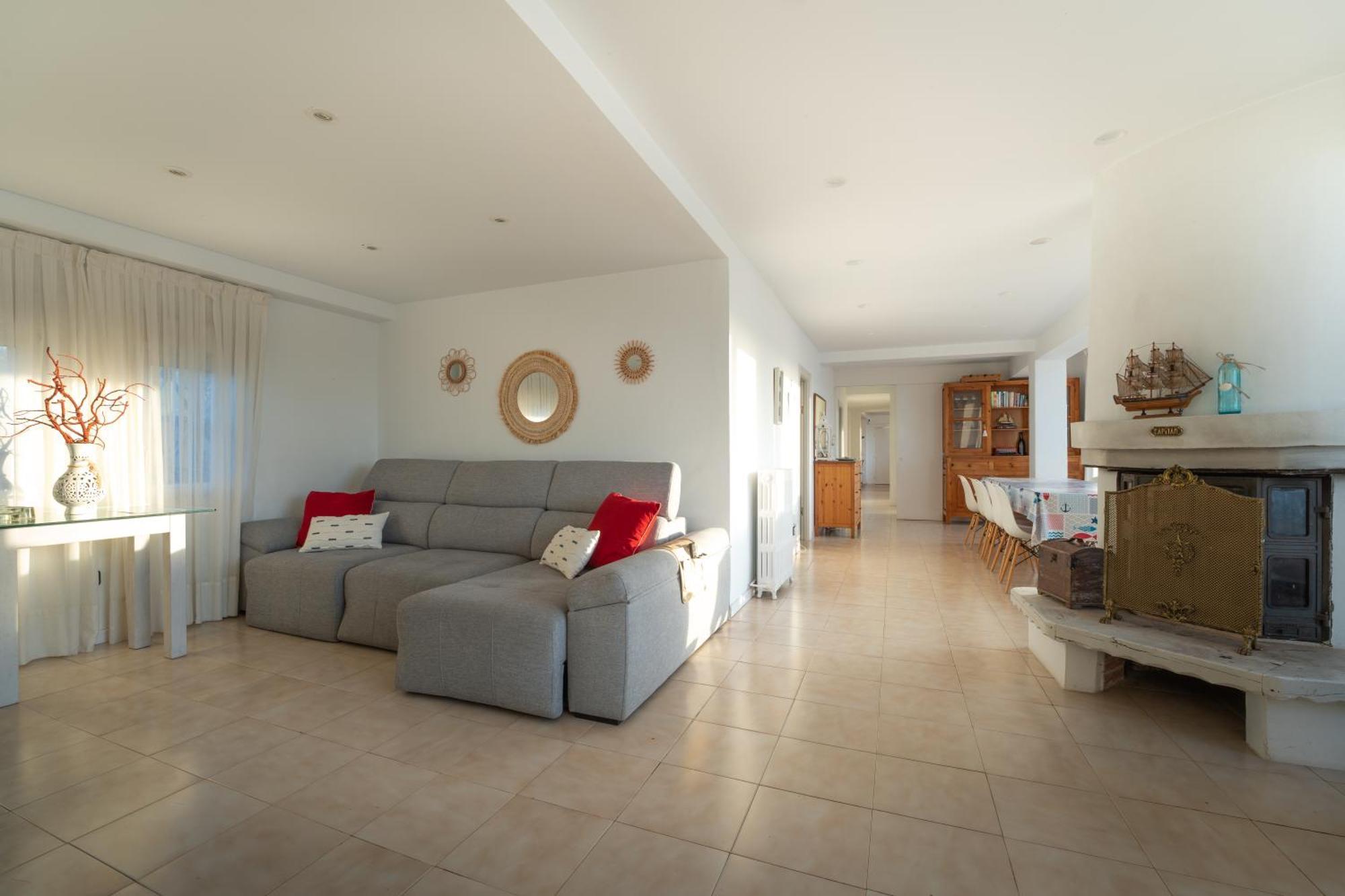 Luana House Cobreces